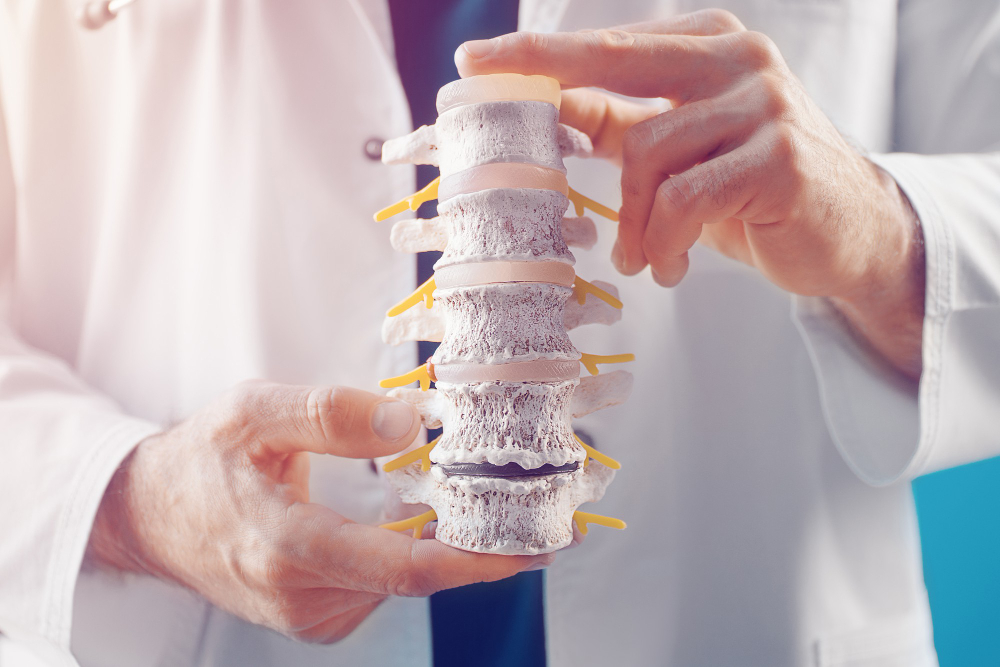 Spine Misalignment Symptoms & Treatment