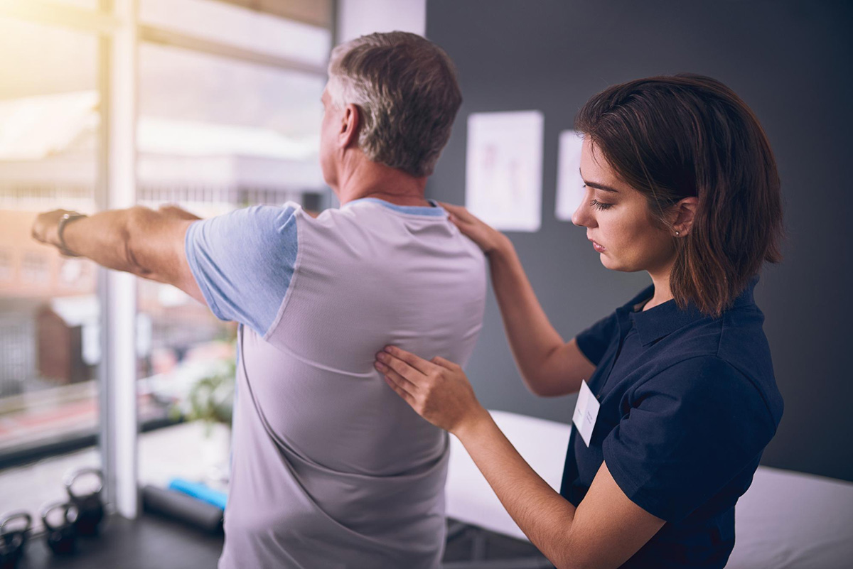 After an auto accident, visit a chiropractor