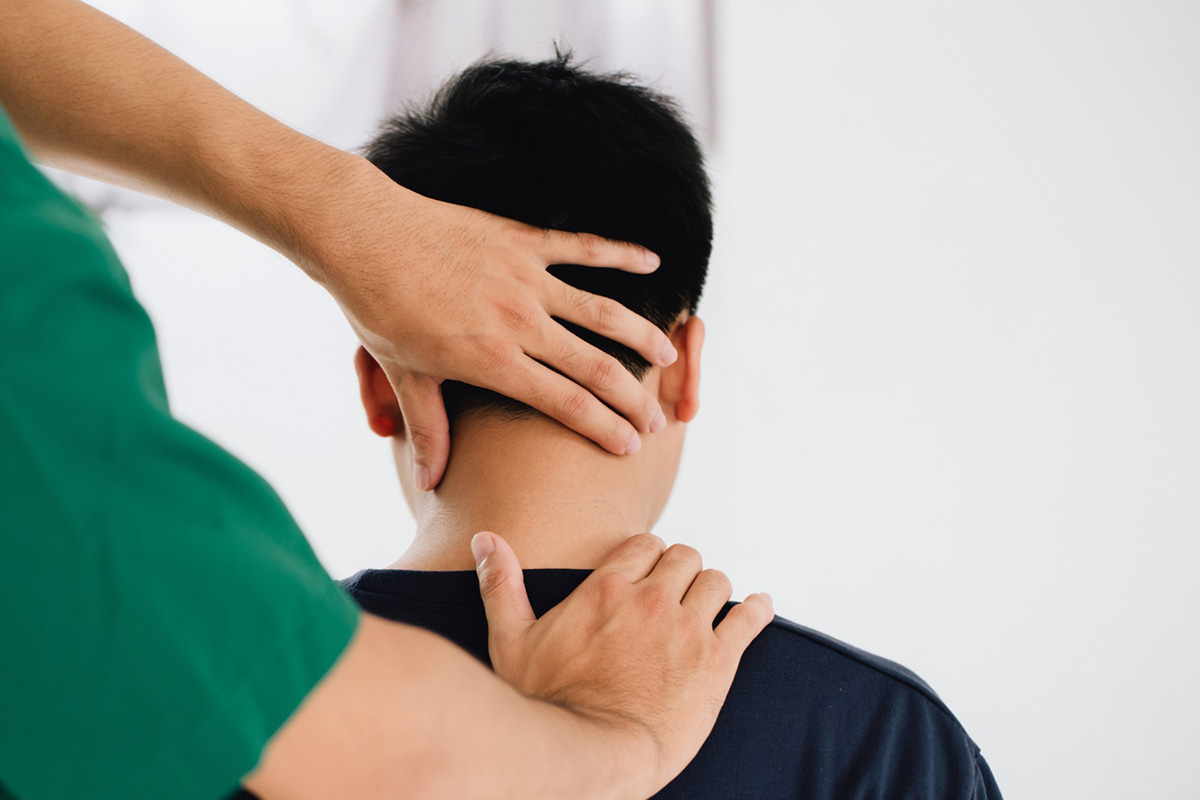 How Can a Chiropractor Help With a Whiplash Injury?